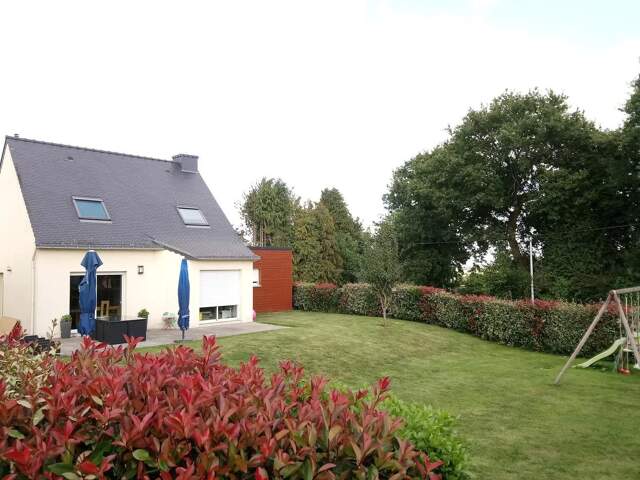 Maison 3 chambres, bureau, 2 carports, 1000m² de p — photo du bien