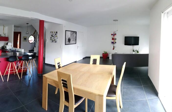 Maison 3 chambres, bureau, 2 carports, 1000m² de p — photo 2