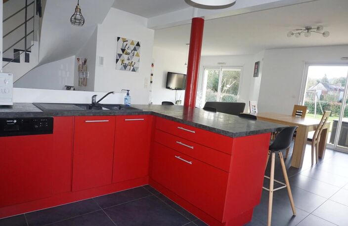 Maison 3 chambres, bureau, 2 carports, 1000m² de p — photo 5
