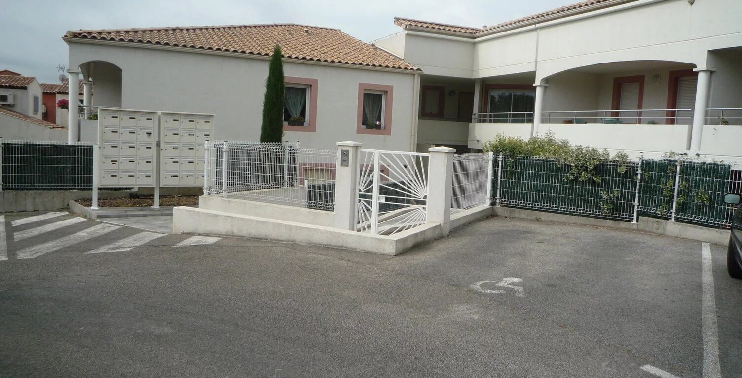 Bien vendu : Appartement  Salon-de-Provence (13300) — photo 1