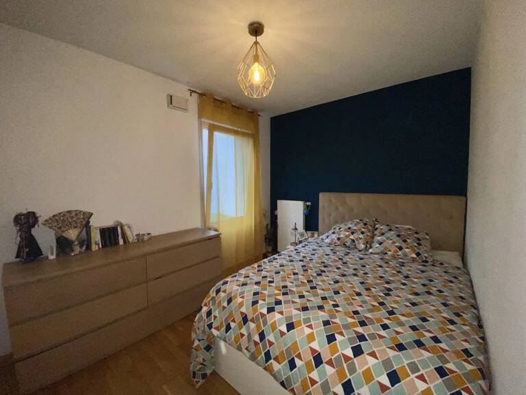 APPARTEMENT 3 PIECES de 55 m2 - PIERRE BENITE — photo 1