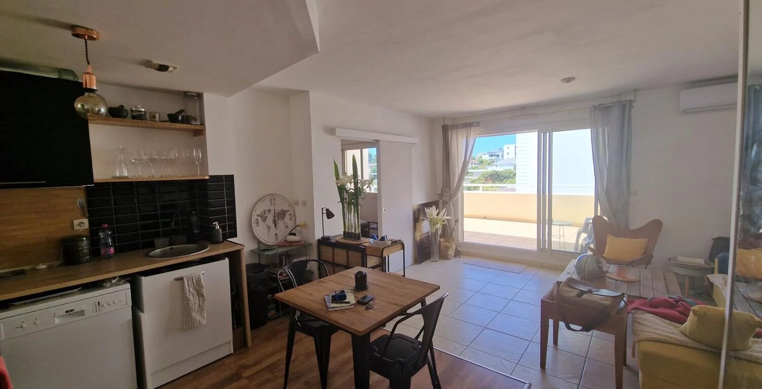 Appartement T2 + terrasse — photo 1