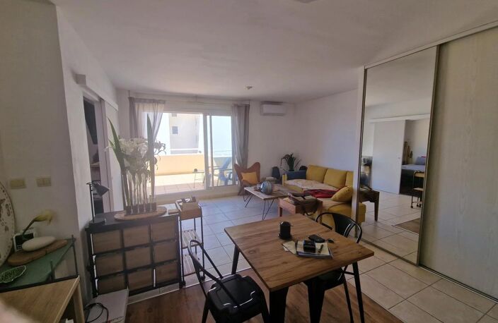 Appartement T2 + terrasse — photo 2