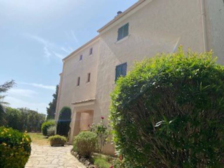 FREJUS - APPARTEMENT T3 - CAVE - GARAGE — photo 1