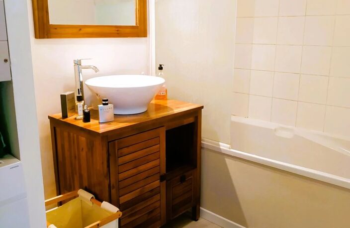 APPARTEMENT CENTRE VILLE SAINT DENIS — photo 2
