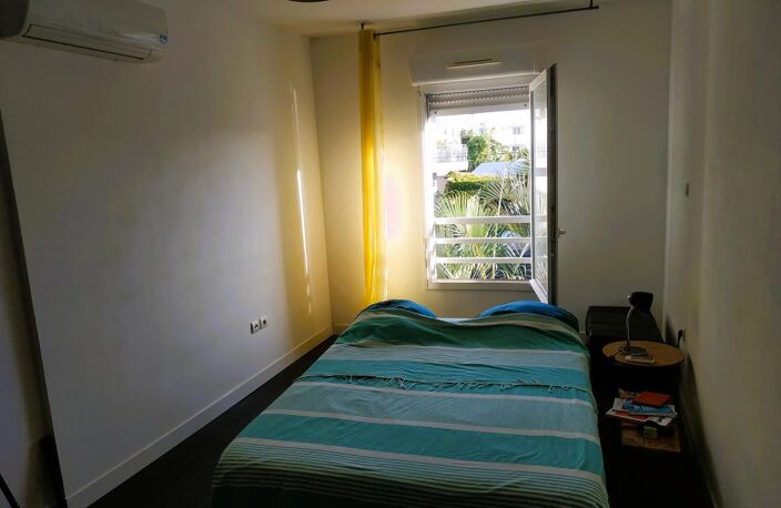 APPARTEMENT CENTRE VILLE SAINT DENIS — photo 3