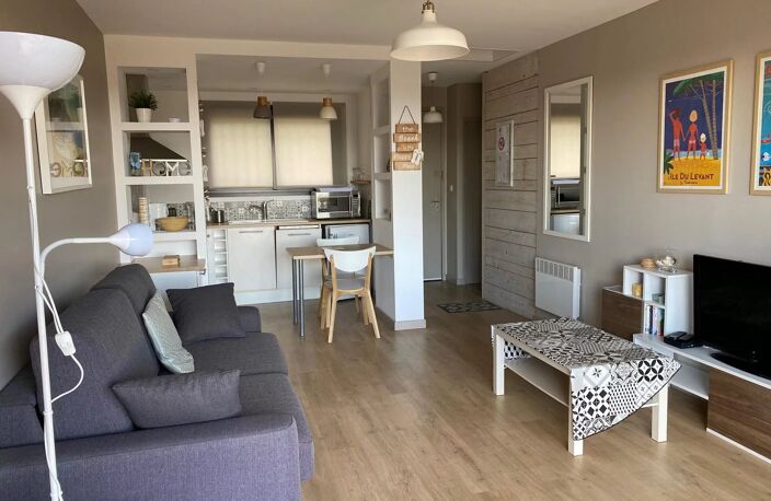 BORMES LES MIMOSAS  APPARTMENT 30M² — photo 2