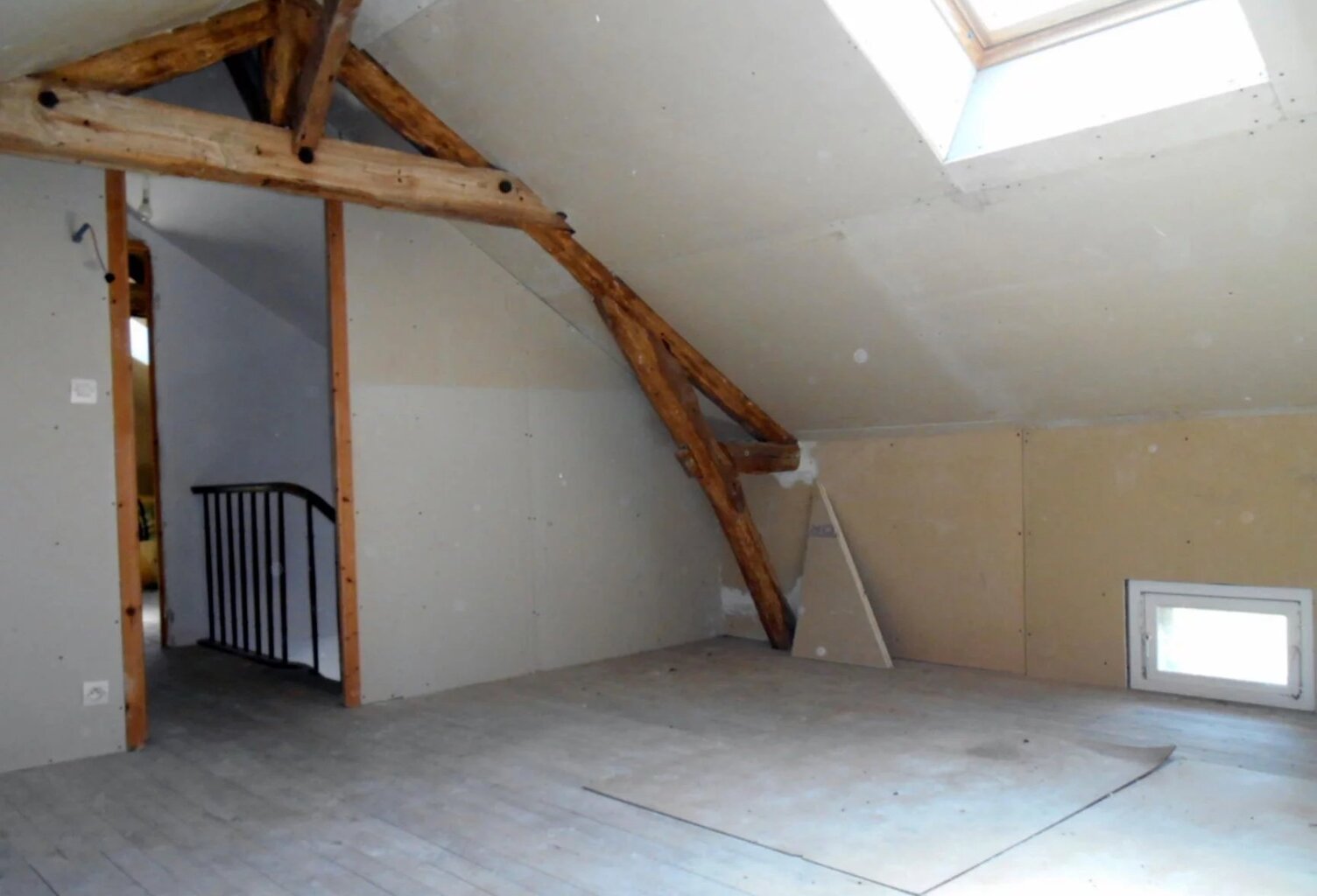 MAISON EN PIERRE — photo 1