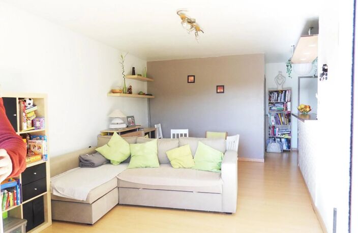 Bien vendu : Appartement  Salon-de-Provence (13300) — photo 3