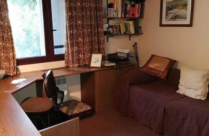 PROPRIÉTÉ, SITUÉE AU CALME DANS UN HAMEAU PROCHE D — photo 2