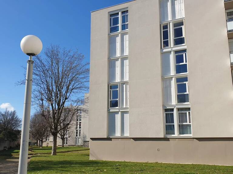 APPARTEMENT T3 - VILLEURBANNE — photo 1