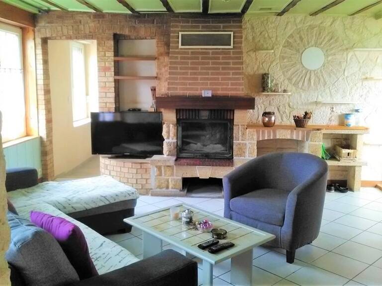 Maison 9 pièces  à vendre  — photo 1