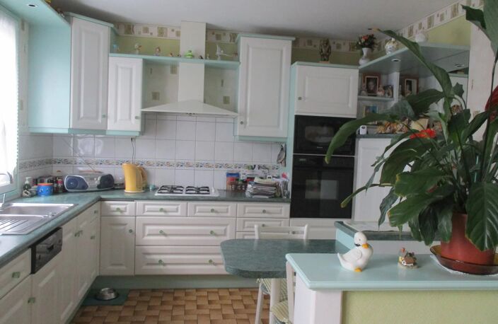 AMF- Maison 150m² 4chambres 2 garages jardin — photo 2