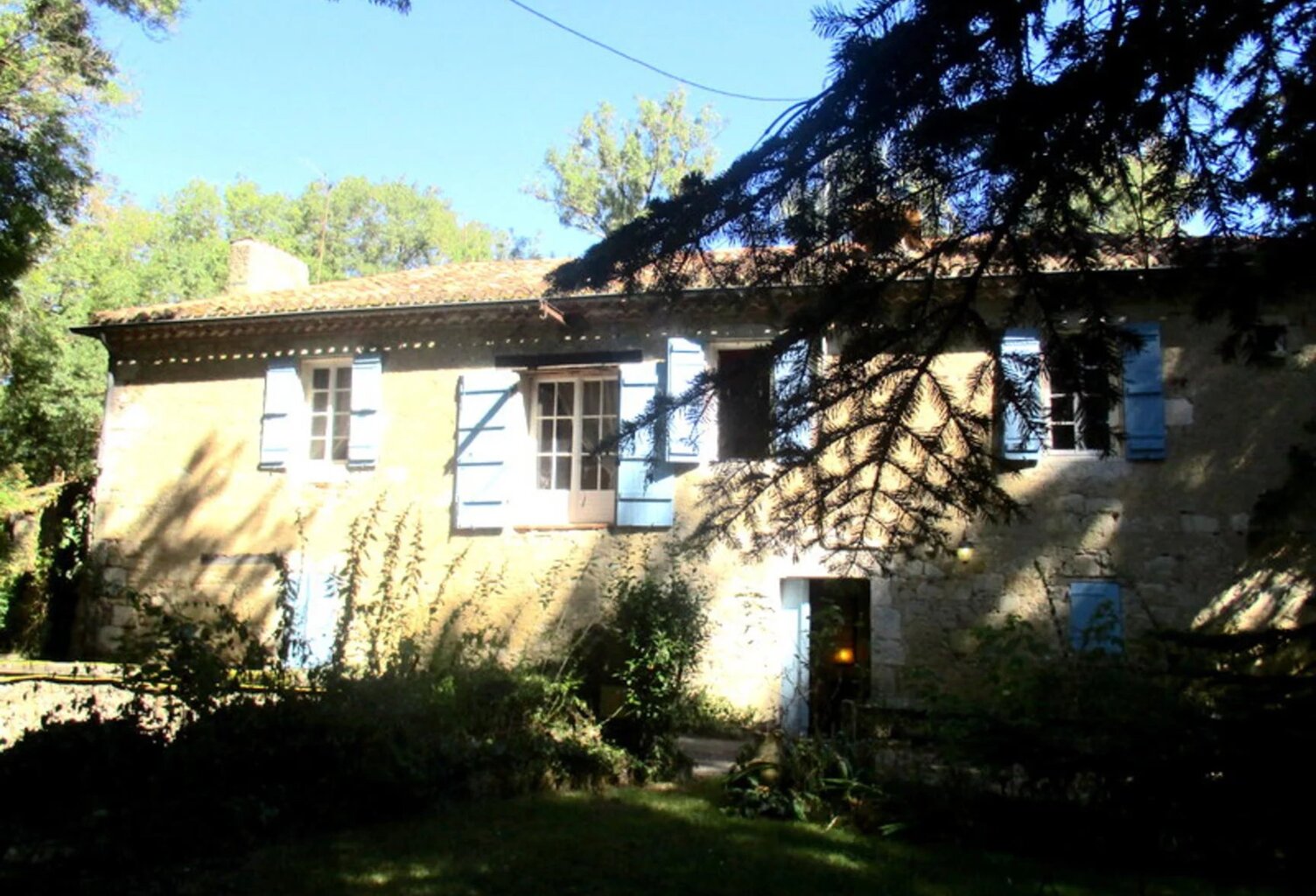 COUP DE COEUR ASSURE POUR CE MOULIN A EAU — photo 1