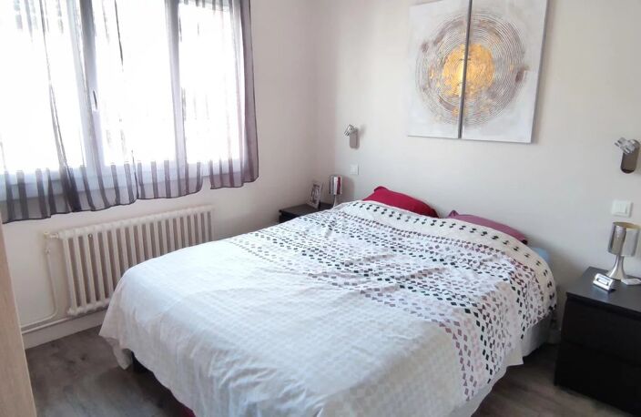APPARTEMENT T4  + CAVE + GARAGE - Très bon état — photo 4