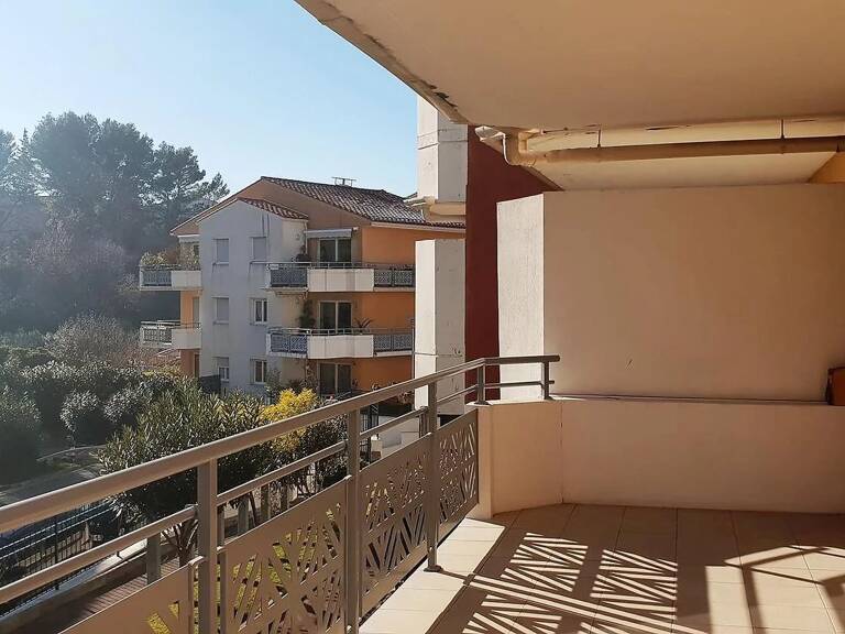VENDU appartement type F3 avec terrasse 16m² et garage — photo 1