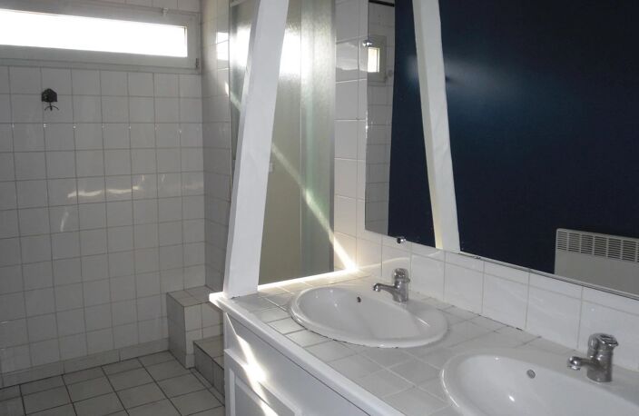 Bien vendu : Maison  Reims (51100) — photo 4