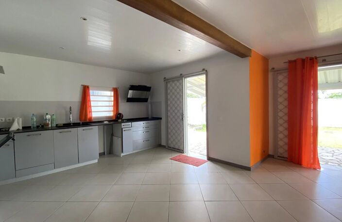 Bien vendu : Maison  Cayenne (97300) — photo 3