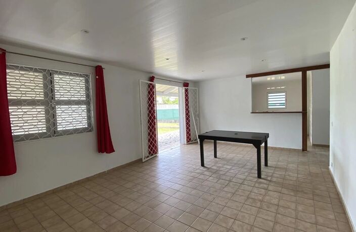 Bien vendu : Maison  Cayenne (97300) — photo 2