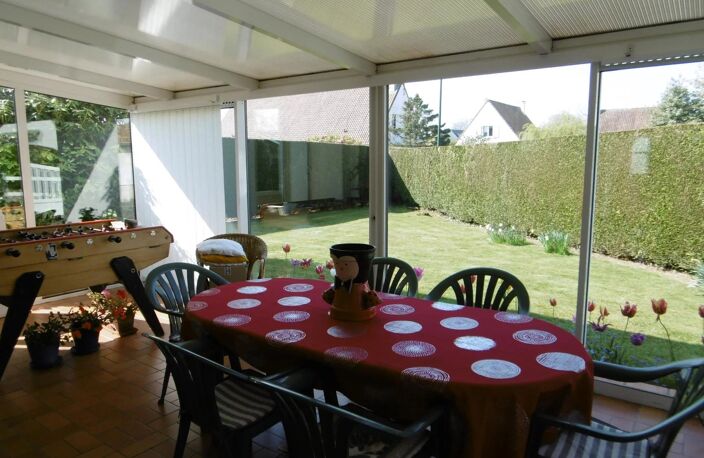 Maison au calme dans une impasse — photo 2