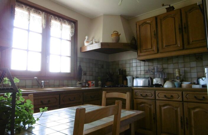 Maison au calme dans une impasse — photo 3