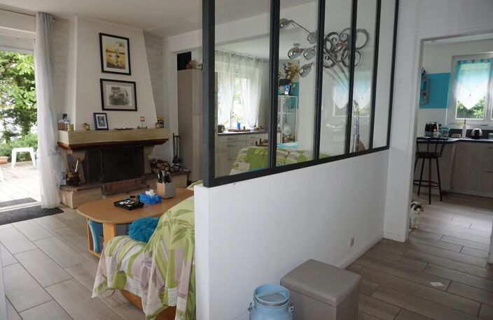 LOCMINE-GRANDE MAISON FAMILIALE 168 M² 2700 M² — photo 2