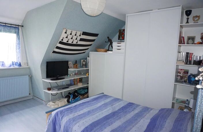 LOCMINE-GRANDE MAISON FAMILIALE 168 M² 2700 M² — photo 5