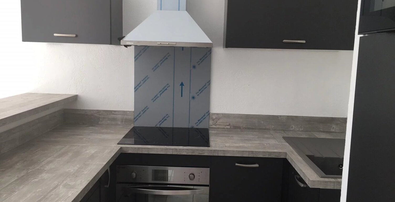 GRIMAUD - APPARTEMENT 2 PIECES - PISCINE — photo 1