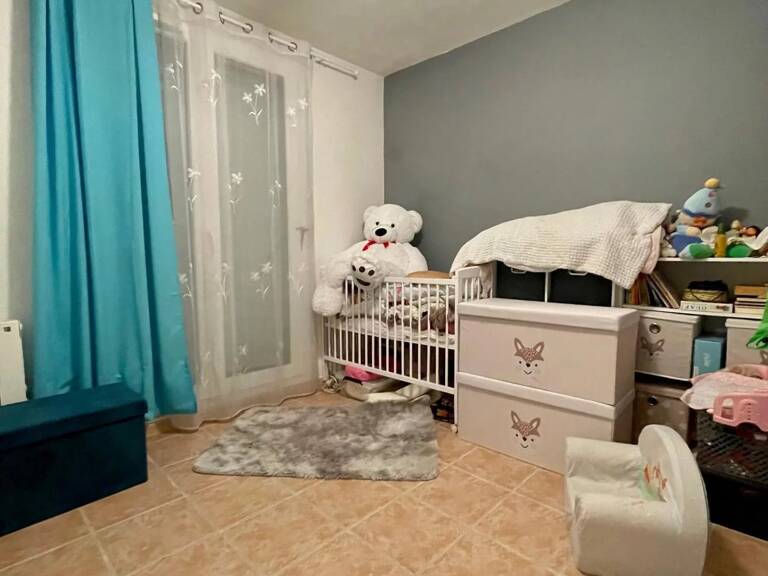 DRAGUIGNAN -APPARTEMENT T4 avec GARAGE — photo 1