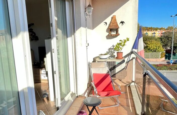 DRAGUIGNAN -APPARTEMENT T4 avec GARAGE — photo 3