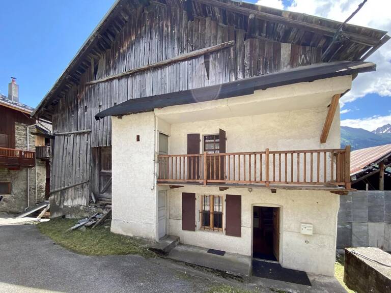 MAISON DE VILLAGE ET GRANGE - PROCHE STATION — photo 1