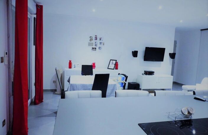 Bien vendu : Appartement  Salon-de-Provence (13300) — photo 5