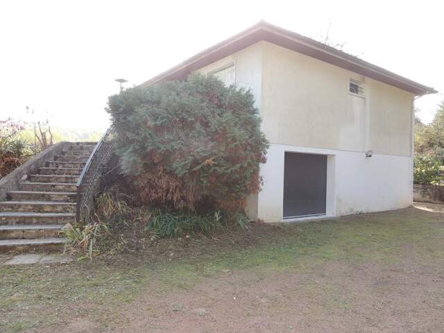 Maison - 7 pièces - 137 m² - — photo du bien