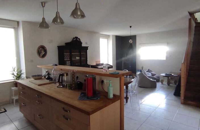 Maison en pierre 3 chambres terrain 1000m² — photo 5