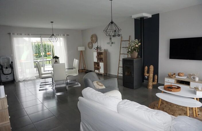 Maison de 2012, 118m² hab, 500m² de terrain, 5 cha — photo 3