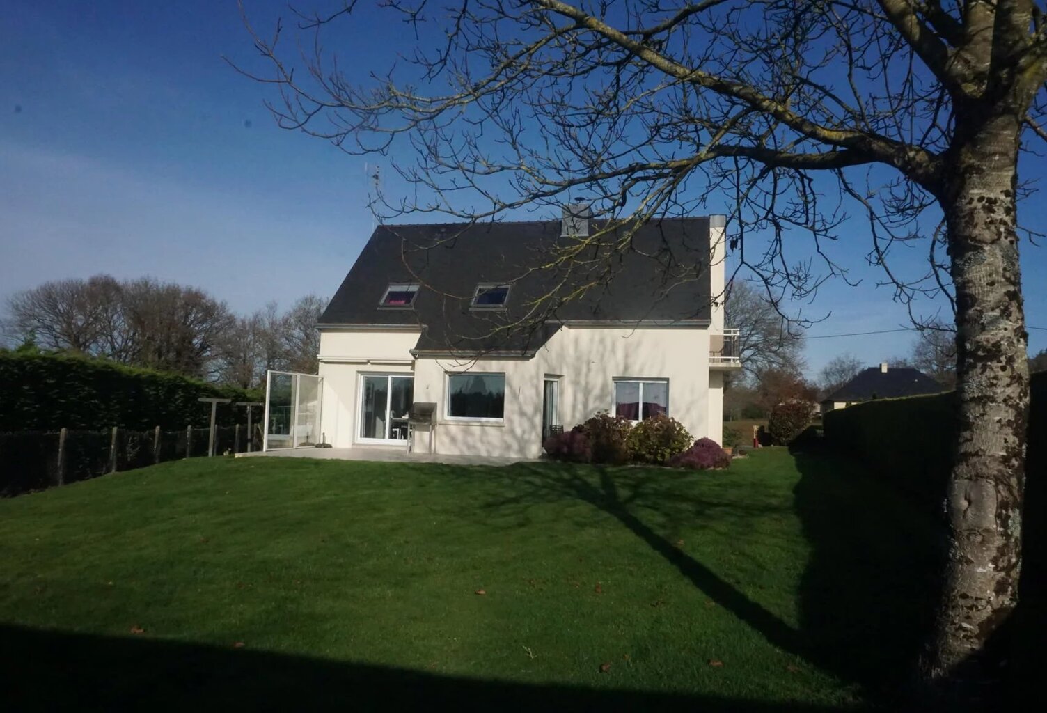 Maison 4 chambres au bourg de Malguénac — photo 1