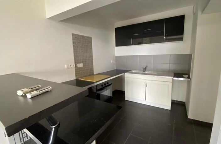 Bien vendu : Appartement  Cayenne (97300) — photo 4
