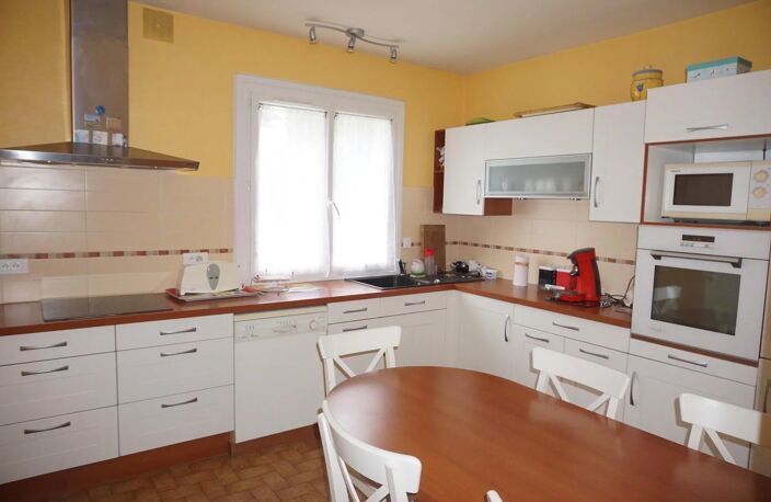 PONTIVY - MAISON 4 CHAMBRES - 125m² HABITABLES — photo 4