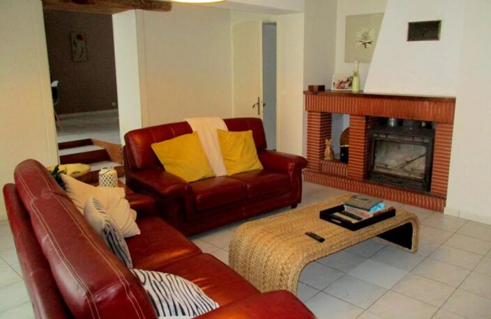 MAISON DE PLAIN PIED AVEC PARC ARBORE — photo 2
