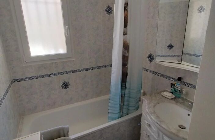 GIGEAN (34), VILLA PLAIN-PIED 82 M² TERRAIN 369 M² — photo 5