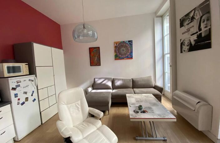 BAISSE DE PRIX - CENTRE HISTORIQUE QUARTIER ST PIE — photo 3