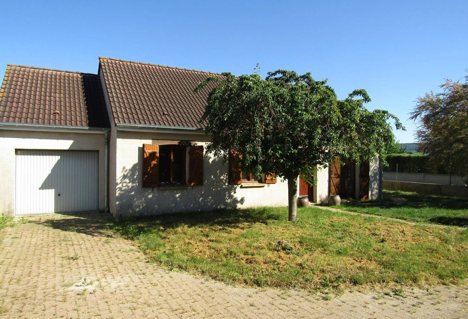 MAISON INDIVIDUELLE - GARAGE - JARDIN CLOS — photo 1