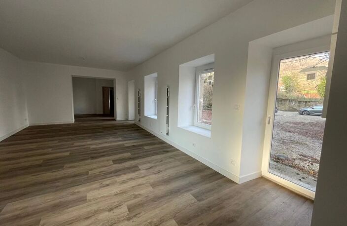 Bien vendu : Maison  Deluz (25960) — photo 2