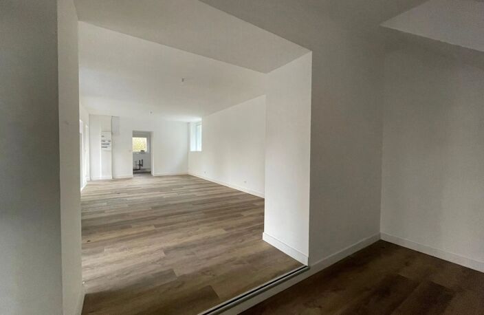 Bien vendu : Maison  Deluz (25960) — photo 3