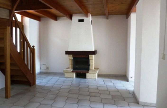 Bien vendu : Maison  Marseille 10 (13010) — photo 2