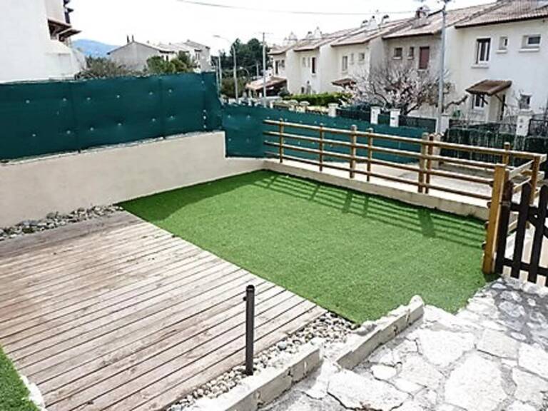 Maison 4 pièces  à vendre  — photo 1