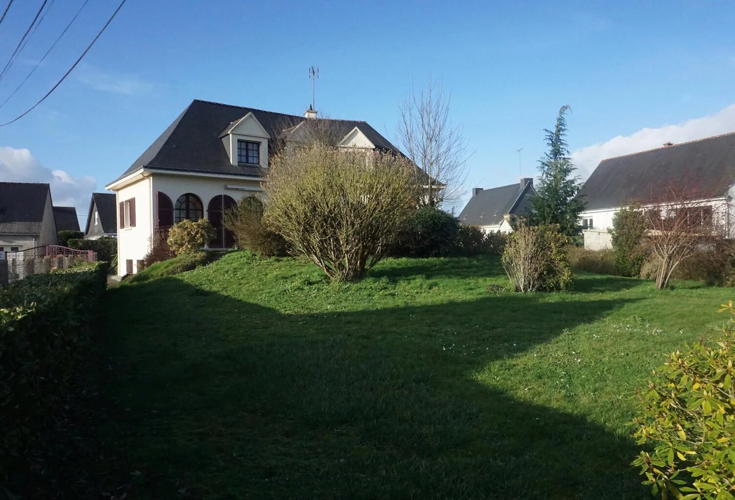 Maison sur sous-sol 5 chambres 195m² hab — photo 1