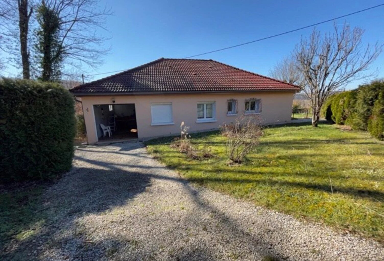 MONTFERRAND LE CHATEAU - AGREABLE MAI — photo 1