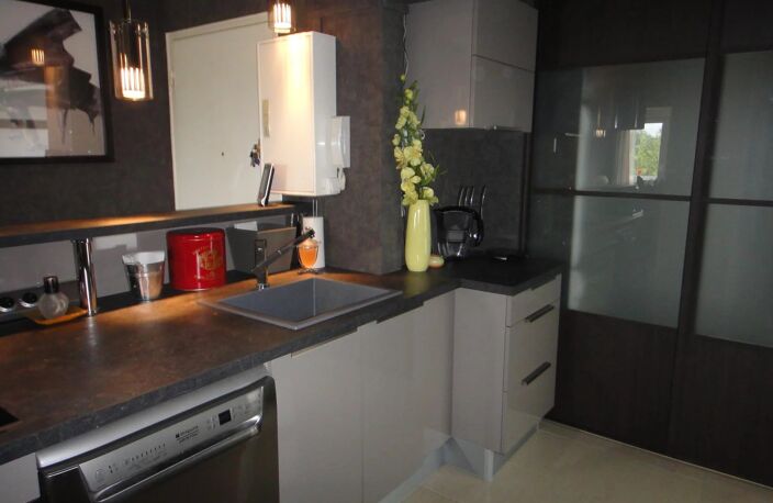 Bien vendu : Appartement  Reims (51100) — photo 5