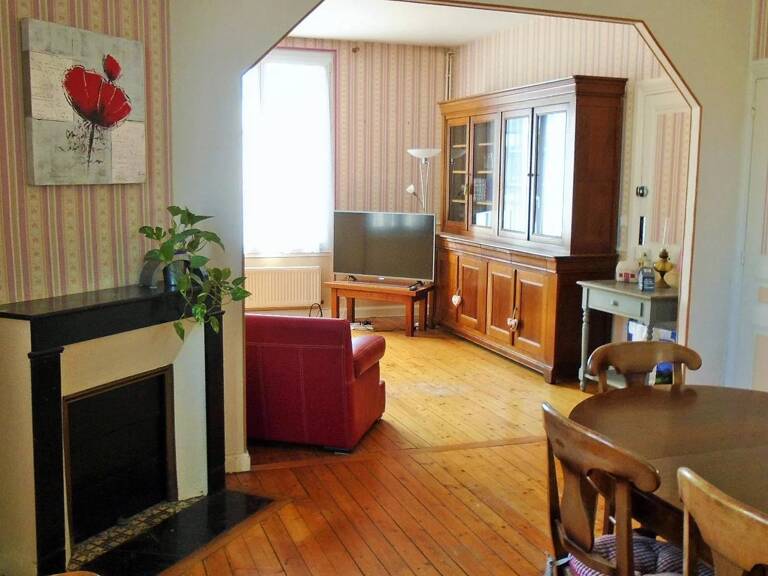 Maison 6 pièces  à vendre  — photo 1